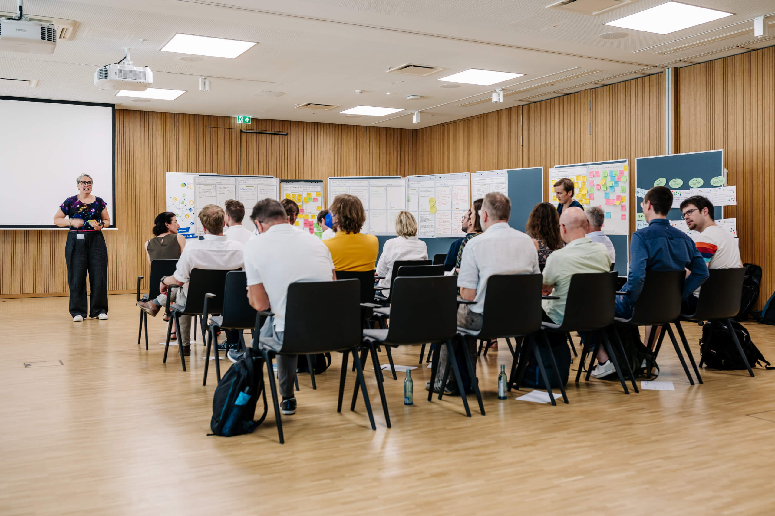 Wie du ein BarCamp organisieren kannst – Von der Idee zur Durchführung