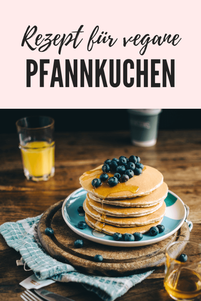 Rezept für vegane Pfannkuchen: Super lecker & fluffig! #vegan #rezept #pfannkuchen