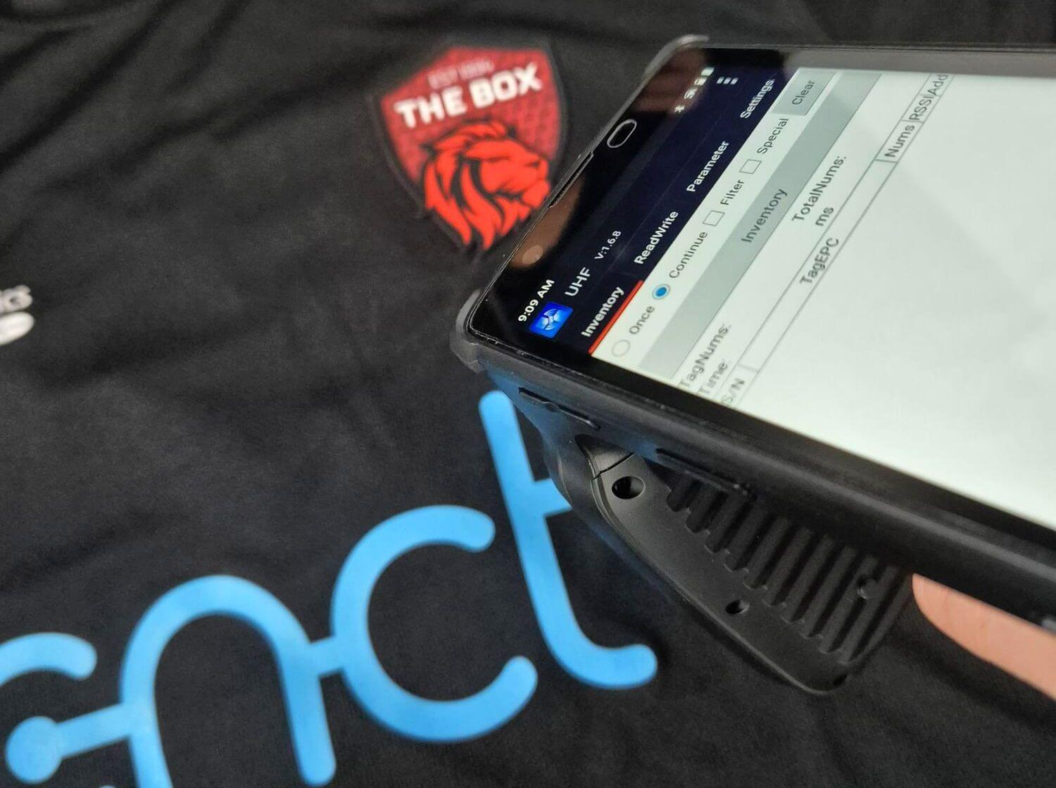 RFID Textiles by dekoGraphics x r pac CNCT