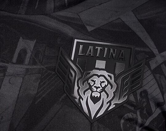 CLUB LOGO TRENDS IN PROFESSIONAL FOOTBALL: WHY MORE CLUBS CHOOSE 3D SILICONE