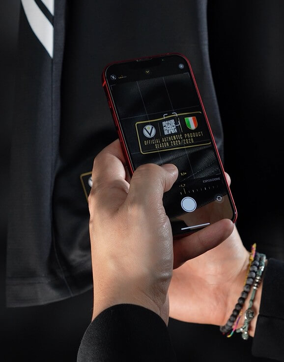 Virtus Bologna Jersey x dekoGraphics 3