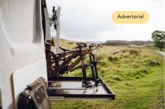 Bike-Transport im Camper: Clevere Steckachsen-Halterung für den Van 