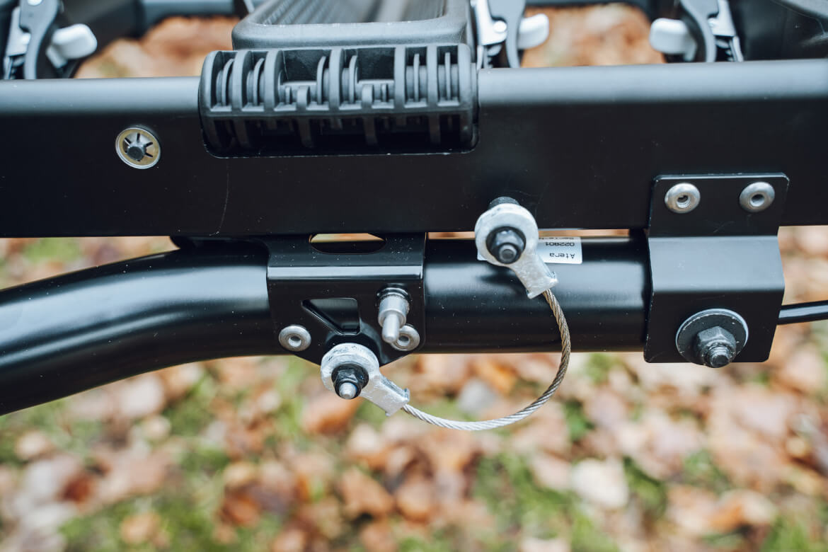 Atera Forza L Fahrradtraeger einstellen des Abklappwinkels