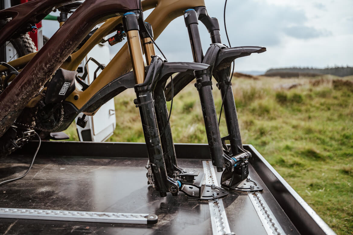 MTB Van Steckachsenhalterung DropTop von Rockymount