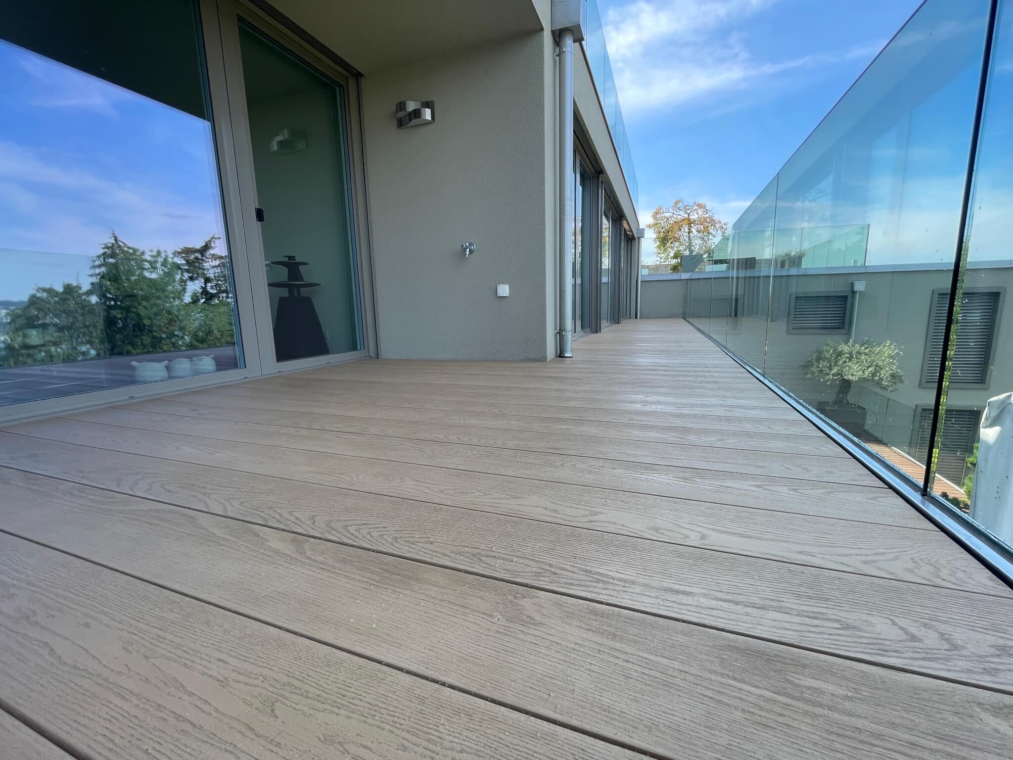 Millboard Boden auf Terrasse Schweiz