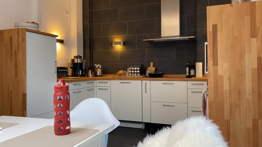 Blogbeitrag Wohnblockaden Lichtwohnen Innen Kueche 2026