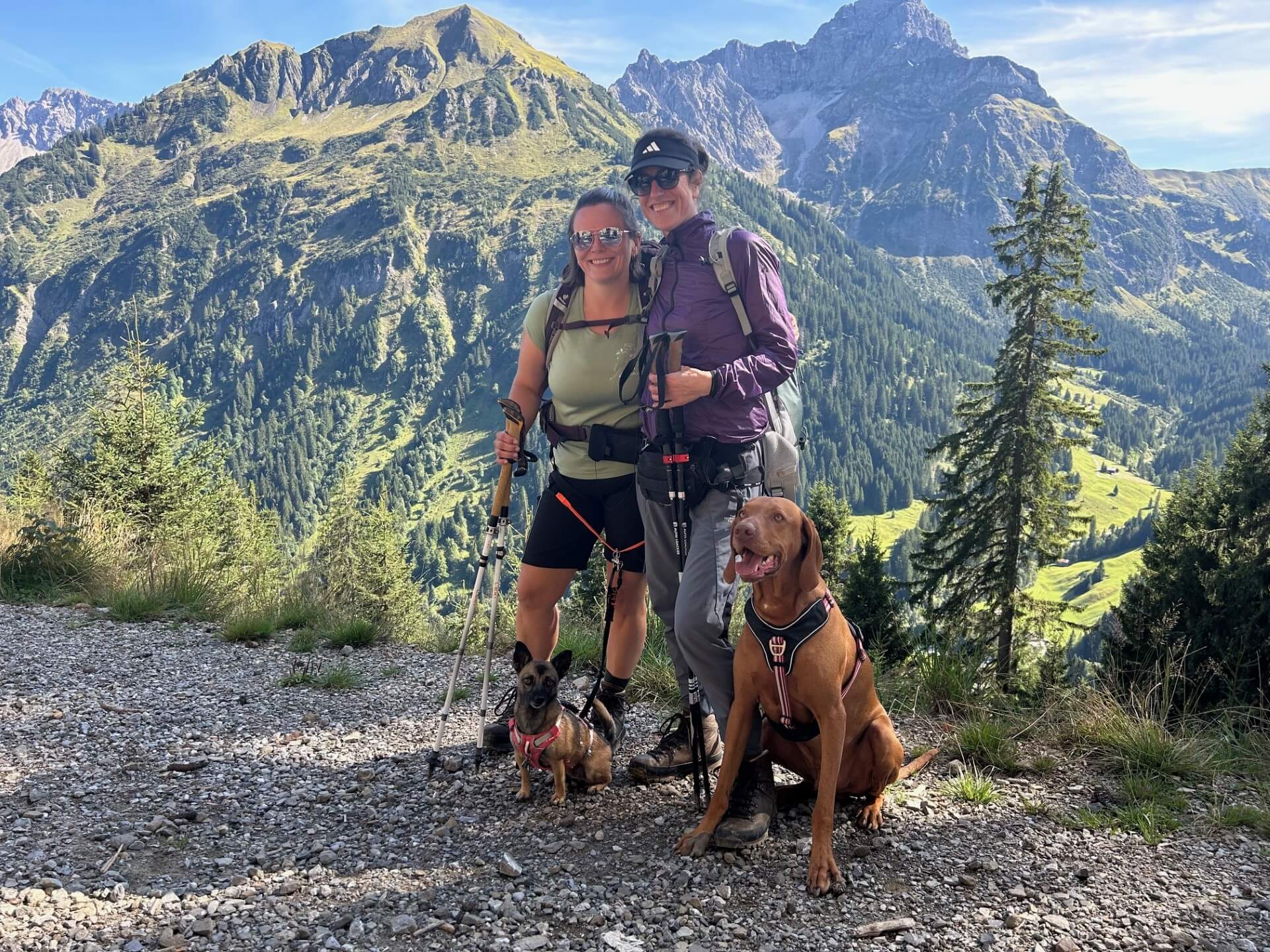 Mit Hund über die Alpen – unser Abenteuer auf einsamen Schmugglerpfaden