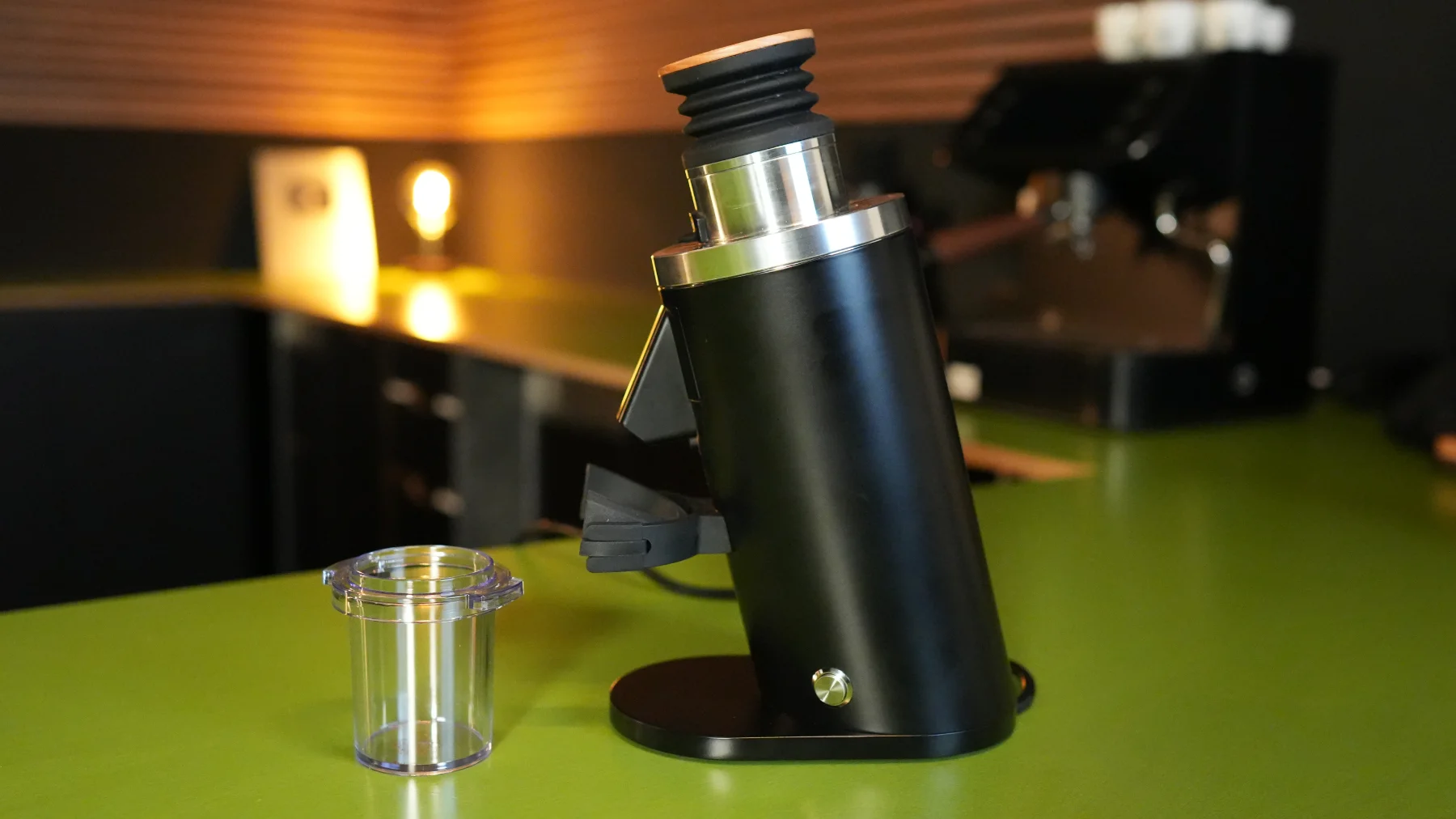 G-Iota DF54 im Test: Die beste Einsteiger-Single-Dosing-Mühle für 250 Euro?