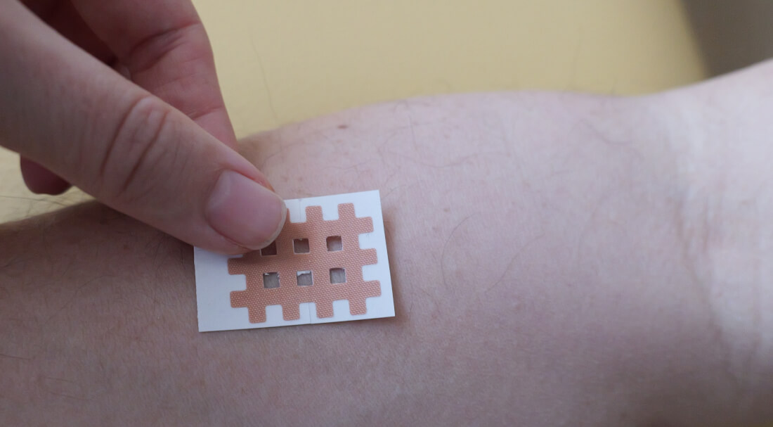 Schulterschmerz vorn - Einfacher Akupressurpunkt