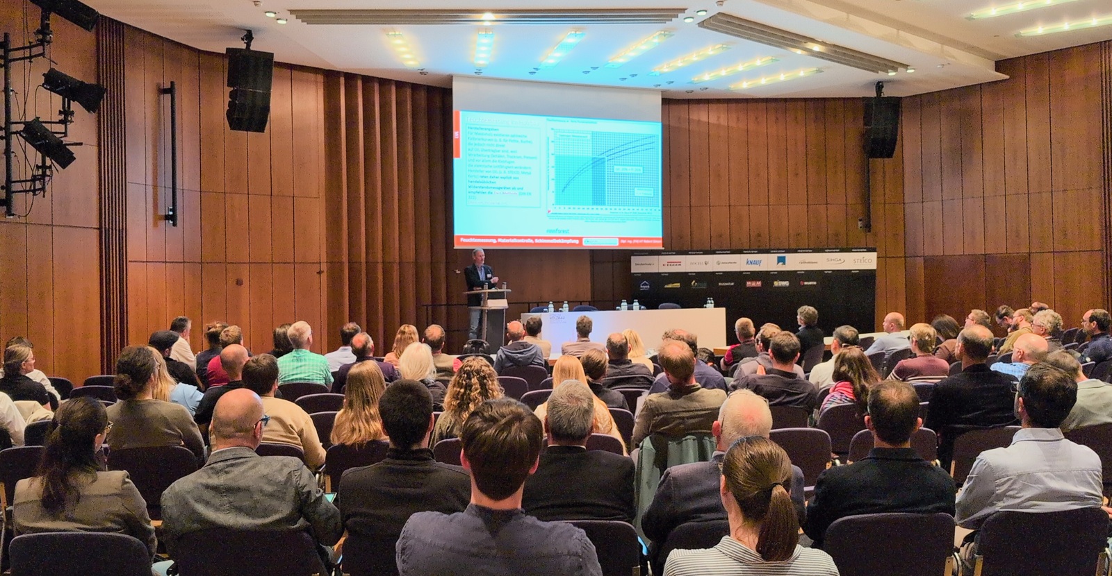 Fachimpulse vom BGT Friedrichshafen 2026: Baubiologie, Feuchteschutz und die STIFTUNG B.A.U.