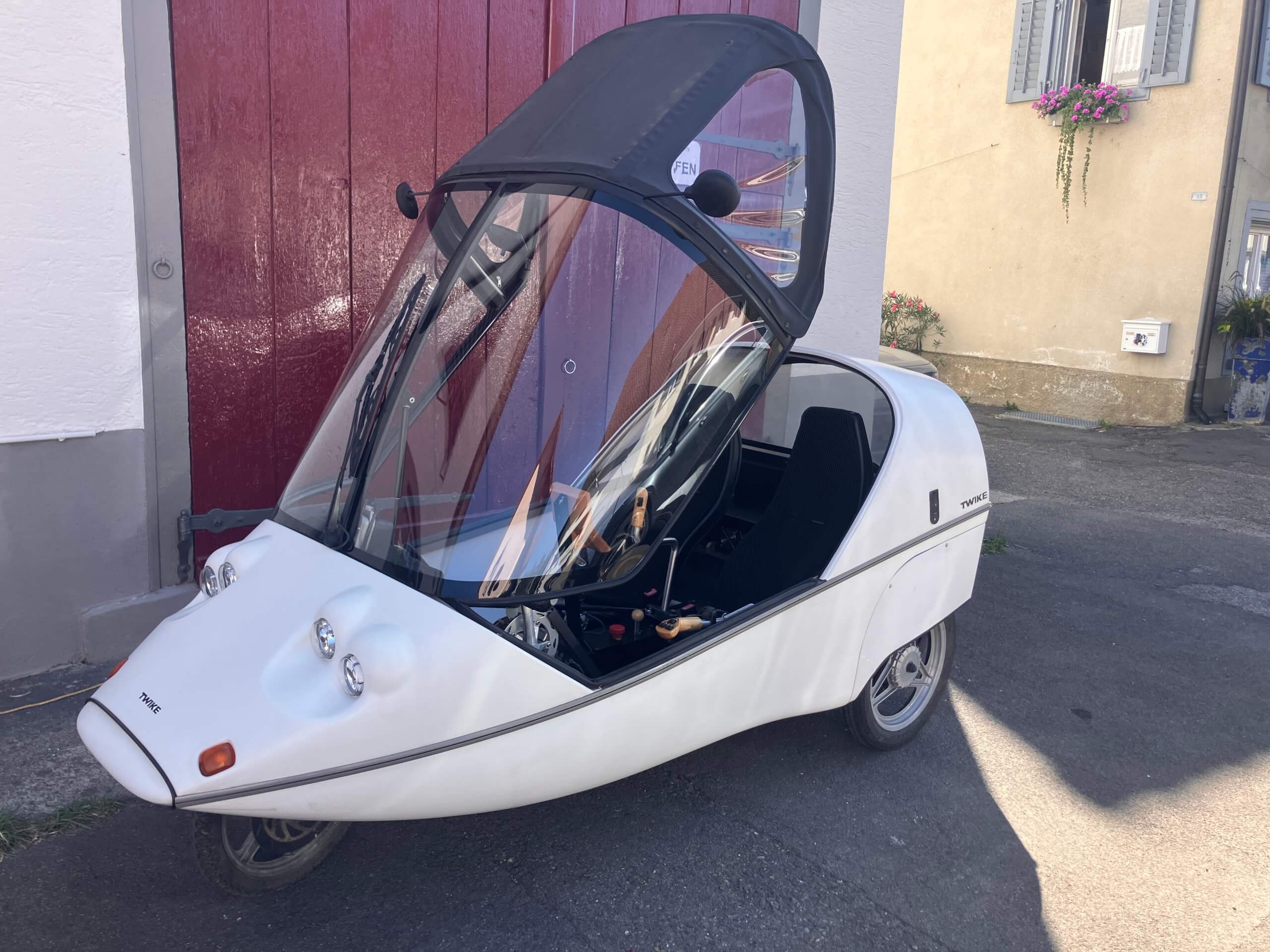 TWIKE 882 active 