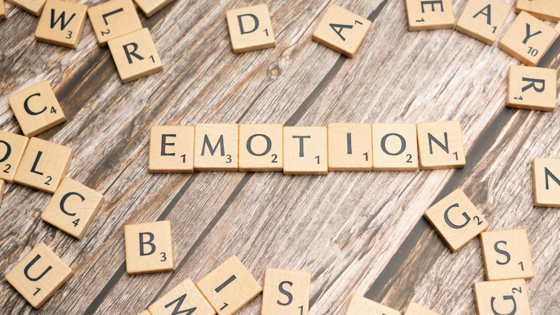Emotionale Sprache in der Beziehung: Wenn eine Person mehr fühlen will und die andere sachlich bleibt
