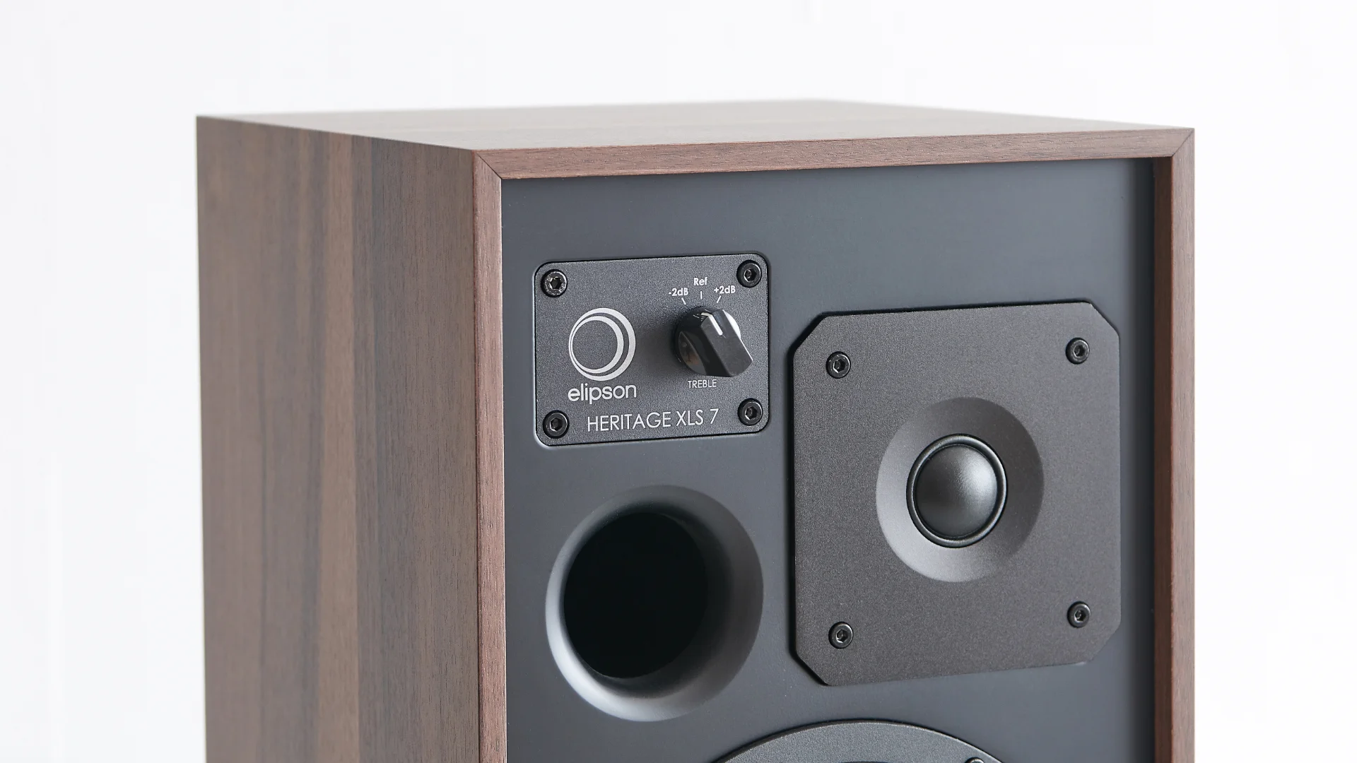 Elipson Heritage XLS 7 Regler in Nahaufnahme