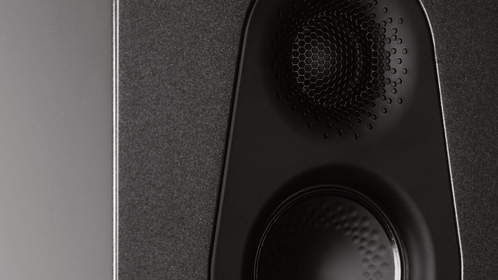 Monitor Audio Silver 100 300 7G Limited Edition Metallic Details