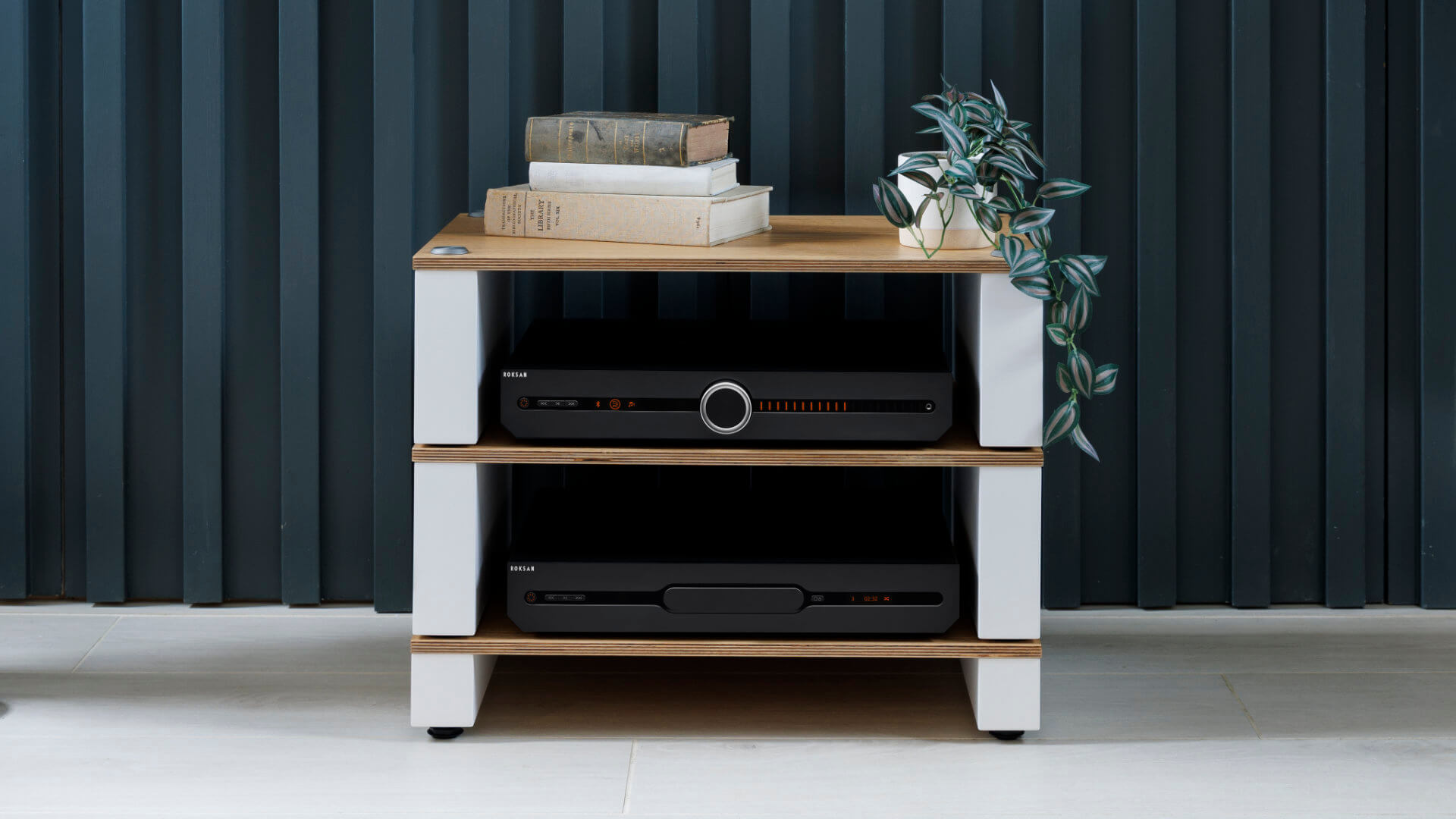 Roksan Attessa CD Transport Amp in Blok Stax 2G