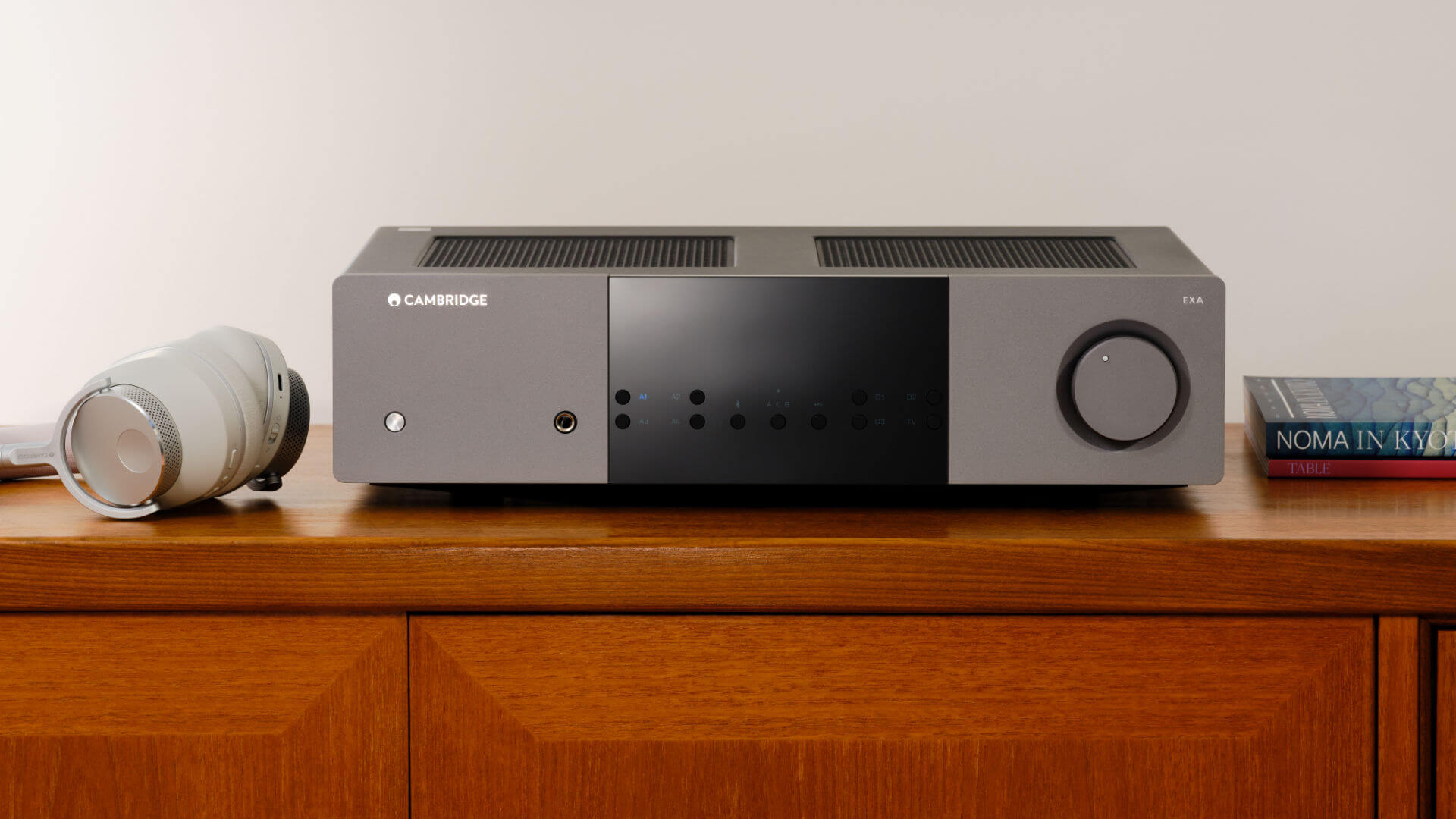 Cambridge Audio EXA100 Lifestyle