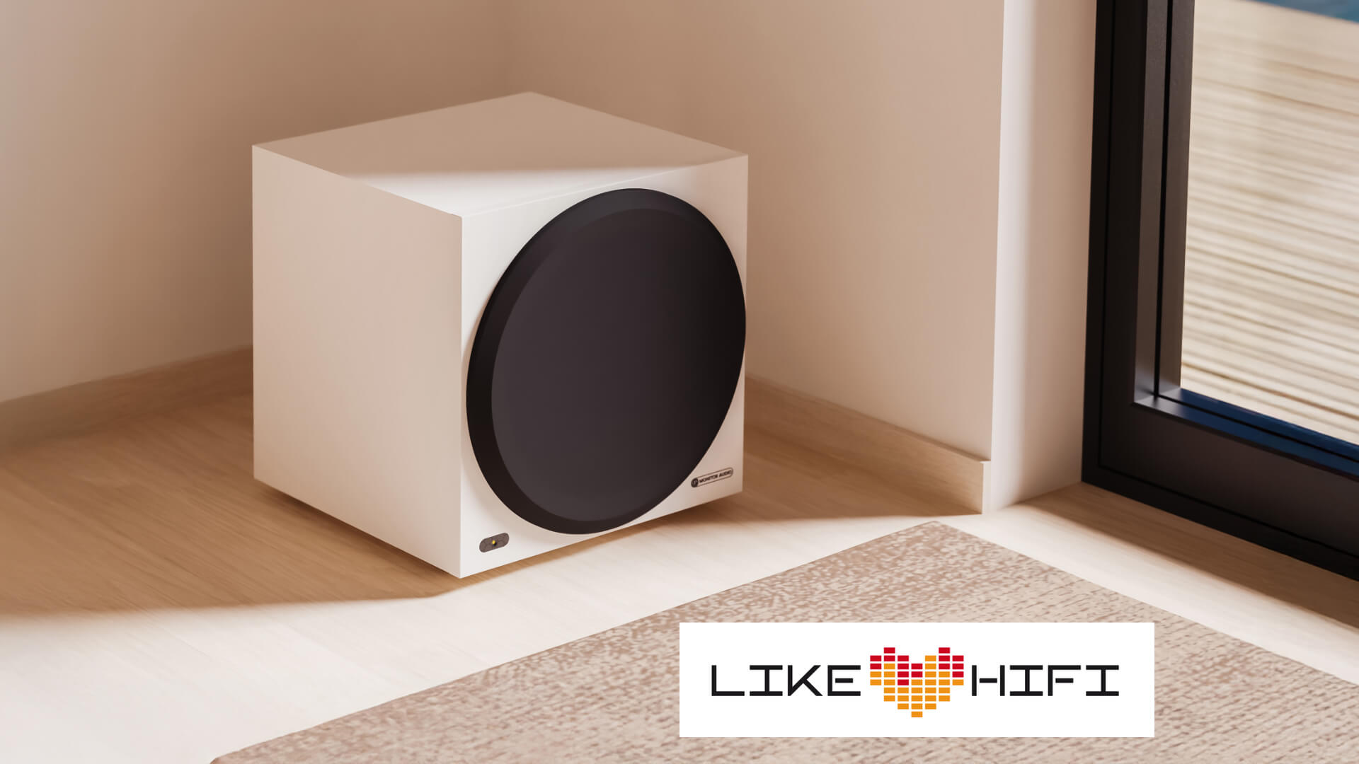 Monitor Audio Vestra W12 mit Likehifi.de Logo