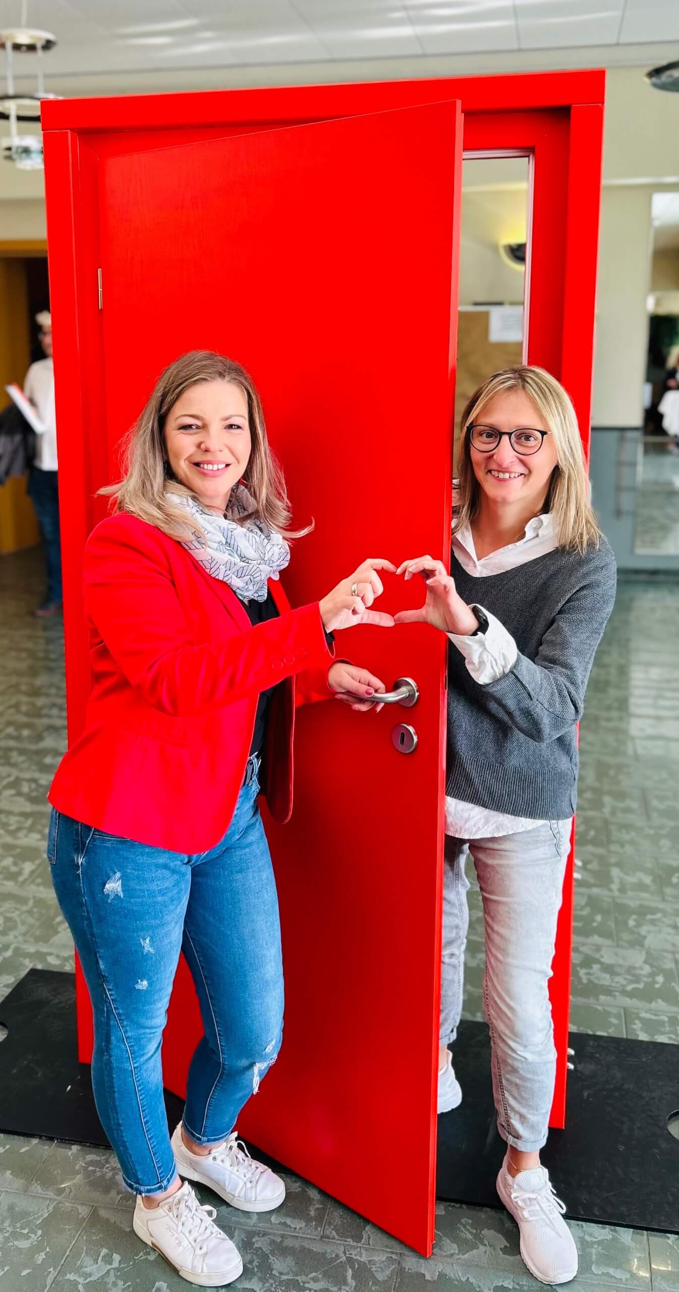 062b7041 e3d6 4d4f b7ef b95355c555c2