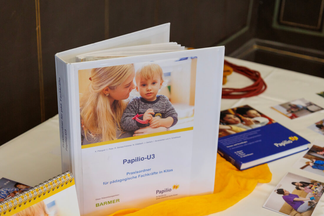 Erfolgreiche Zertifizierung der pädagogischen Fachkräfte im Krippenbereich