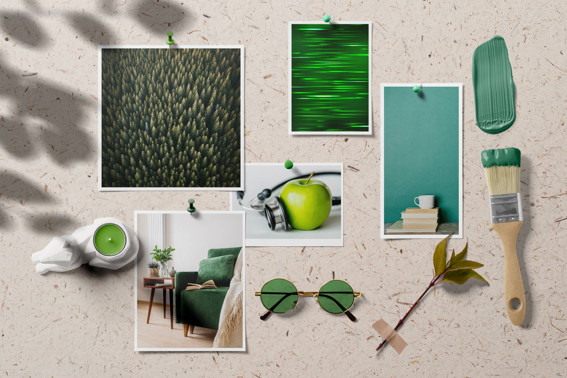 Moodboard mit verschiedenen Grüntönen: Wald, Apfel, Pinselstrich, Sofa und Brille – zeigt, wie unterschiedlich dieselbe Farbe wirken kann, je nach Stimmung, Material und Licht.