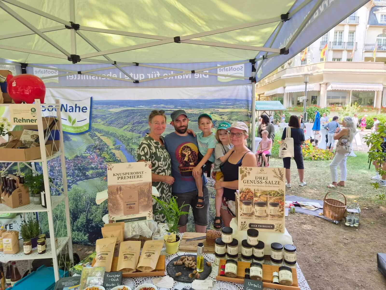 Achtsamland Knusperobst und Genuss-Salze auf dem Festival-Stand