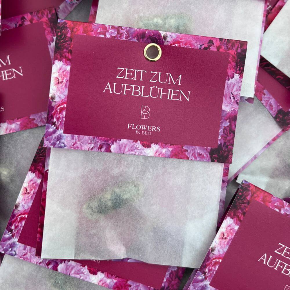 Foto des Saatgut-Säckchens von Flowers in Bed mit 1 Kapsel