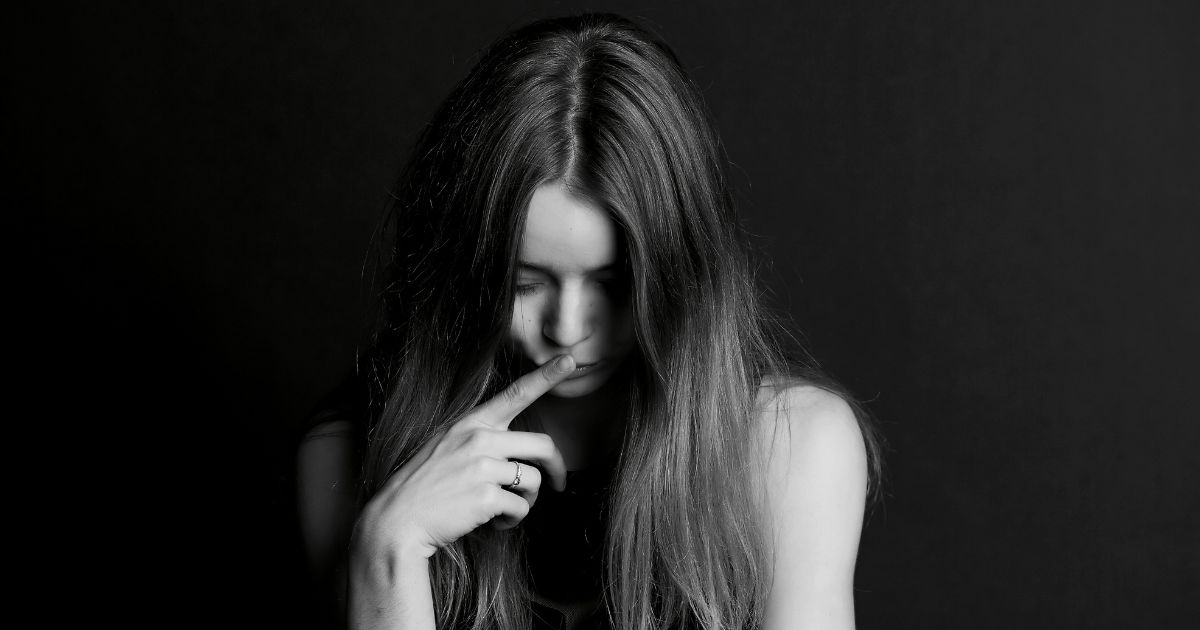 Scham verstehen – Was diese Emotion so schmerzhaft macht