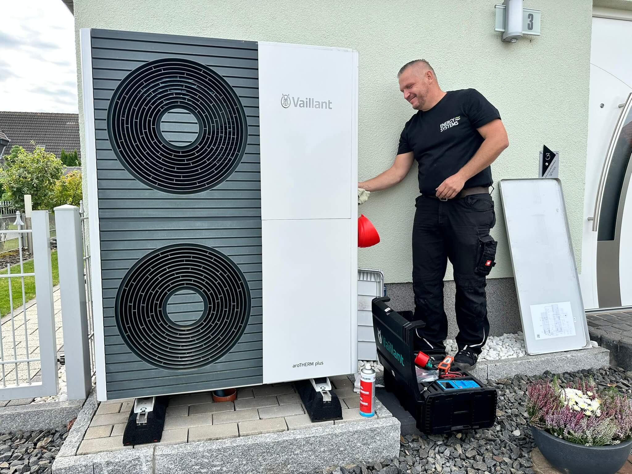 Heizungswartung im Sommer – warum jetzt der richtige Zeitpunkt ist