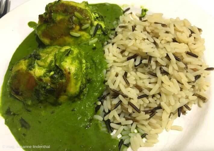 20190405 Baerlauch Gefuellte Huehneroberkeulen Baerlauchsauce Reis