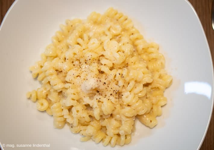 20200527 Cacio e Pepe und die italienische Pasta von oben