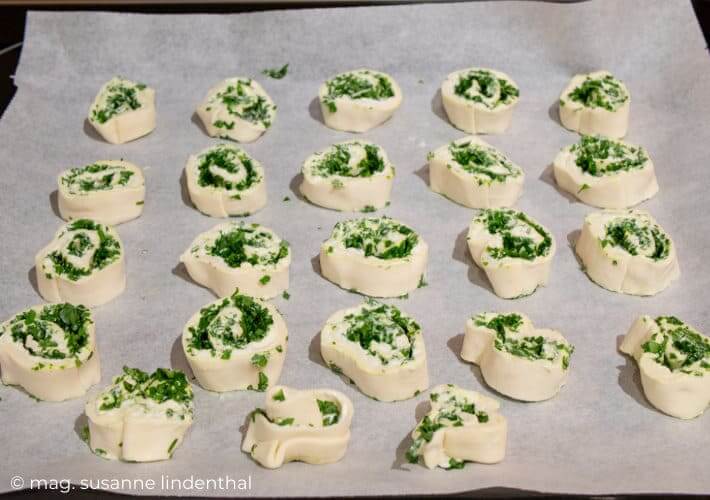 23230412 Baerlauchschnecken ungebacken