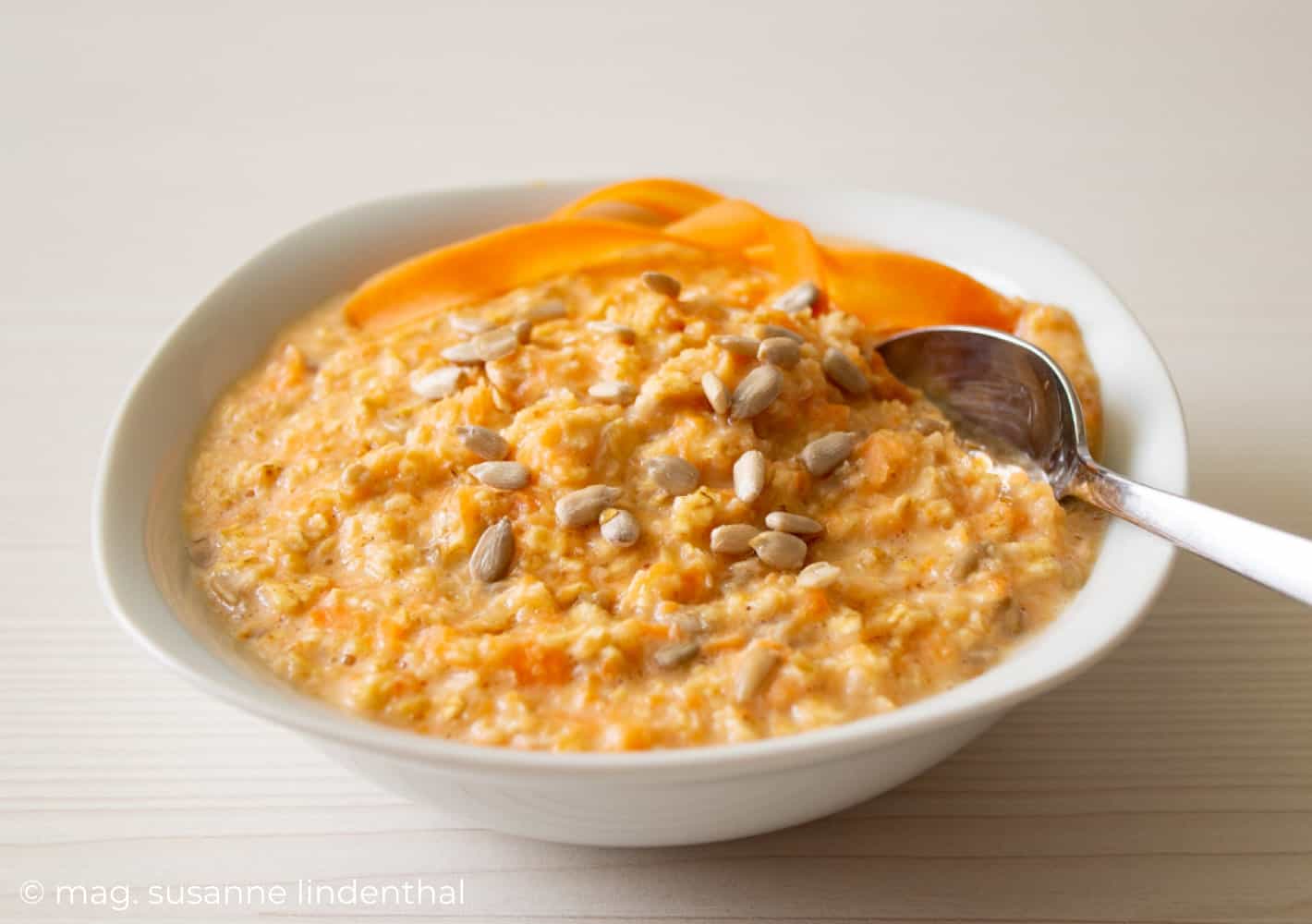 20230503 Karotten Porridge von vorne