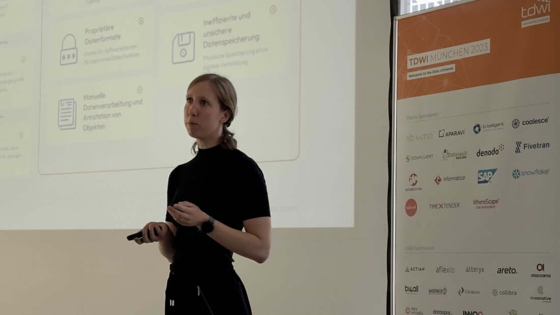 WELCOME TO THE DATA UNIVERSE - north.io presents at TDWI Munich