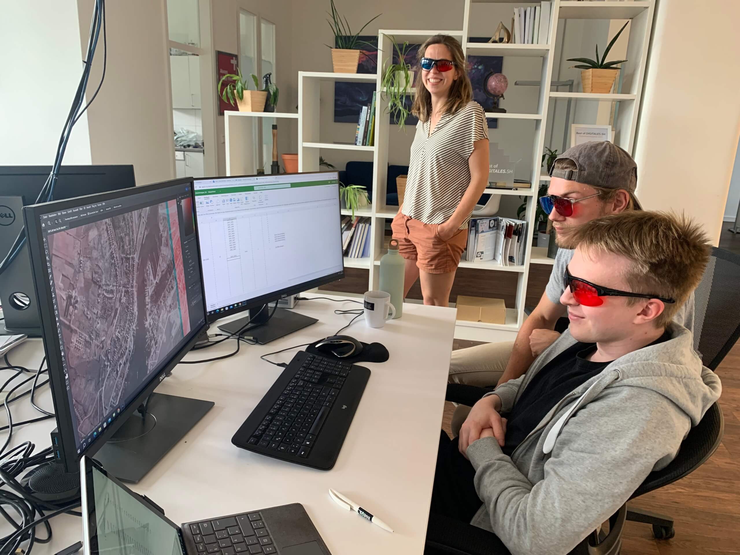 3D Glasses teamwork 1