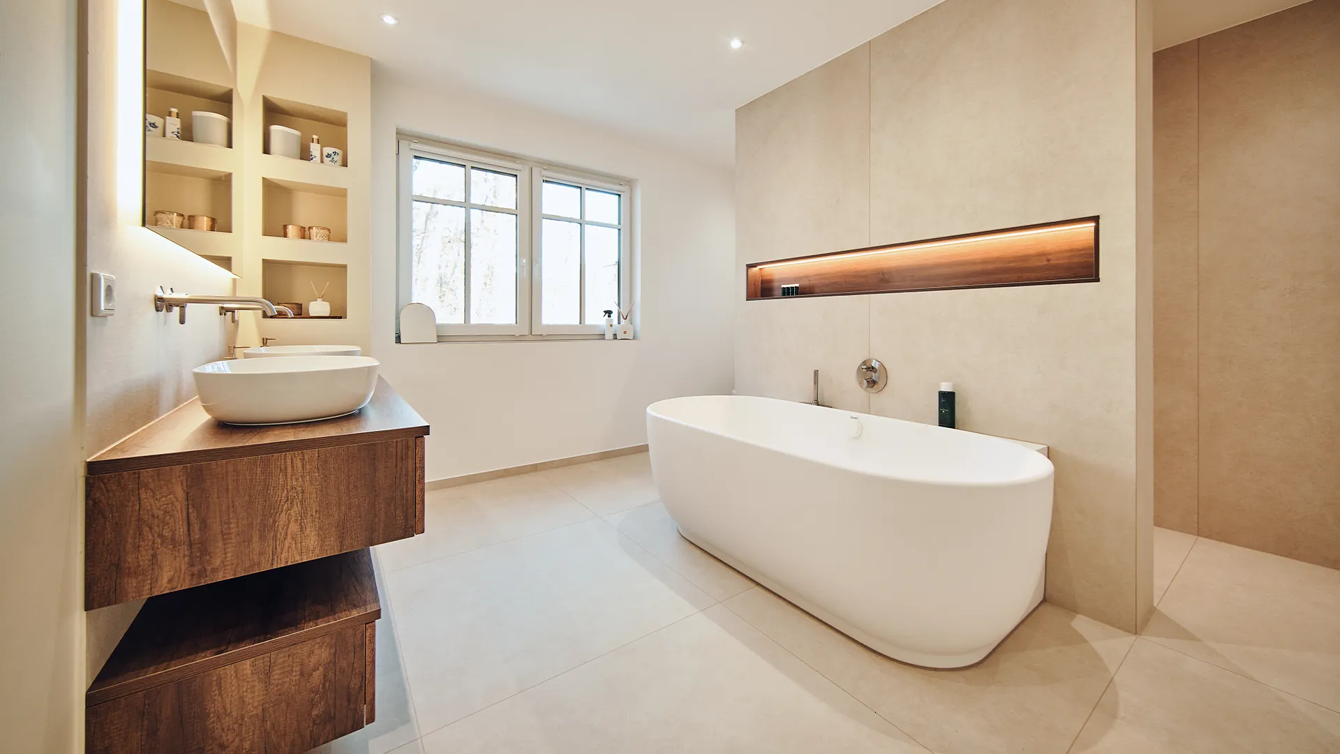 Wohnliches Ambiente und elegantes Baddesign | Projekt 210100